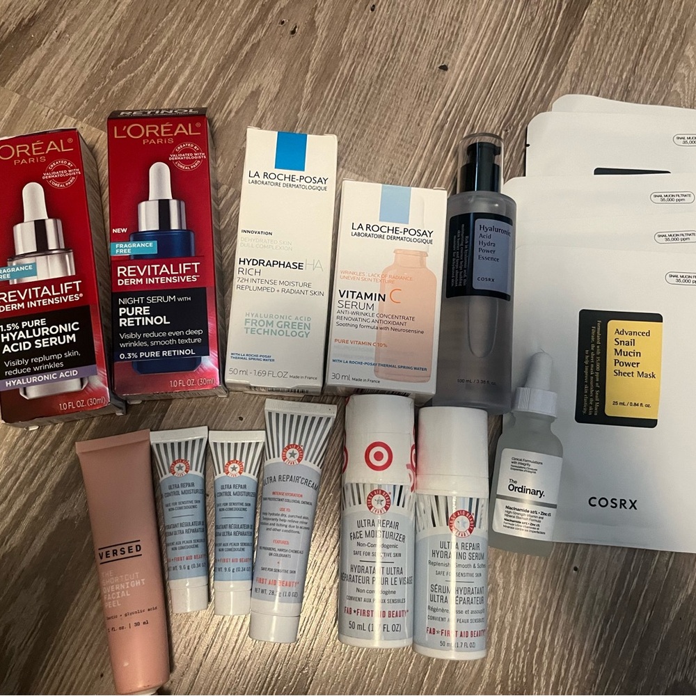 First Aid Beauty Yellow Exfoliant & Scrub